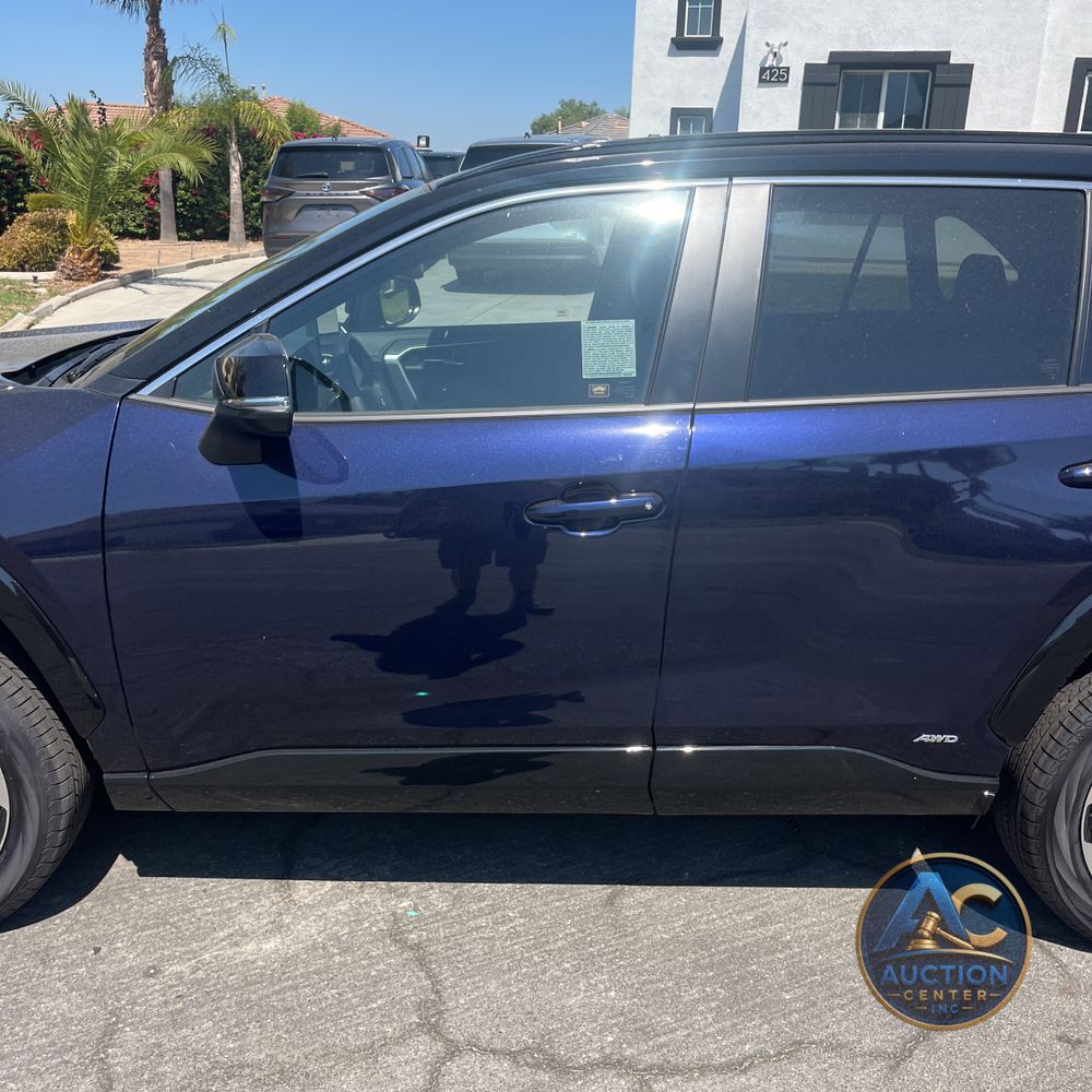 2025 Toyota RAV4 Plug-in Hybrid XSE