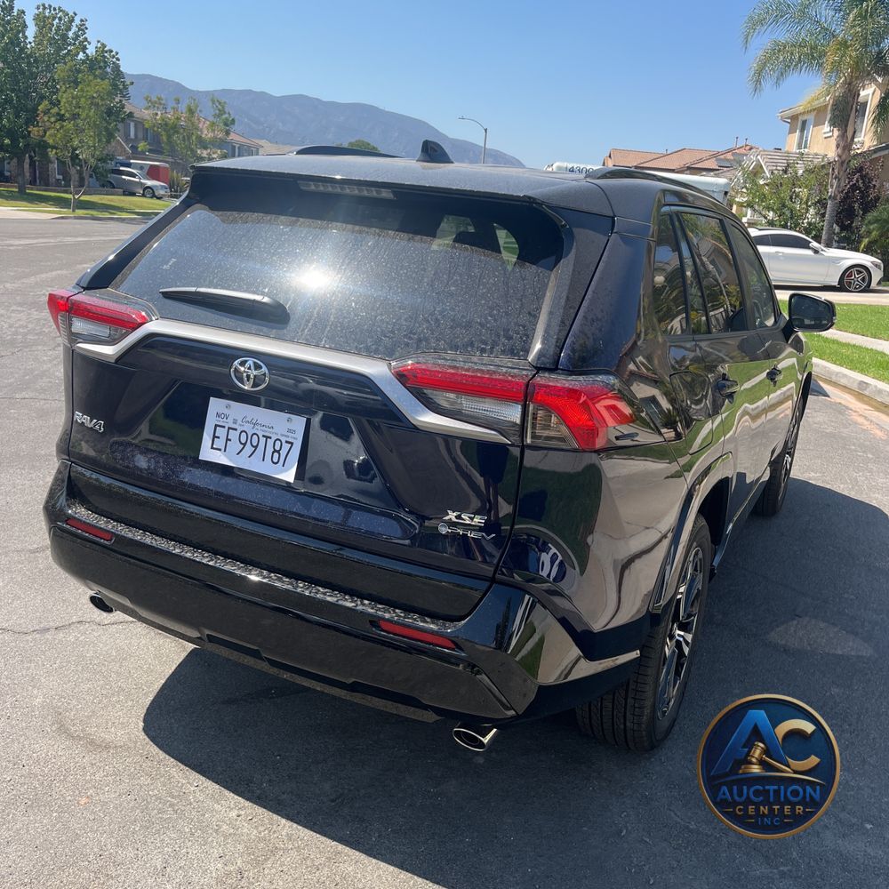 2025 Toyota RAV4 Plug-in Hybrid XSE