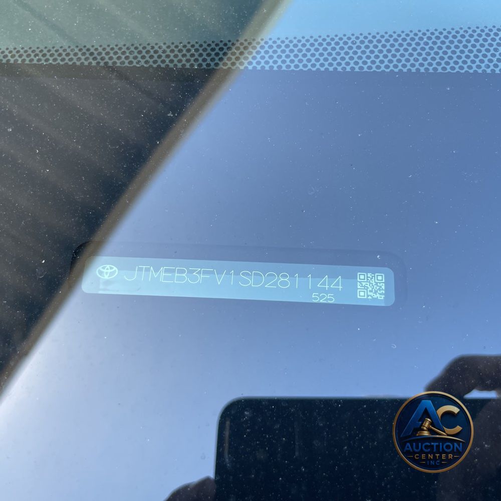 2025 Toyota RAV4 Plug-in Hybrid XSE