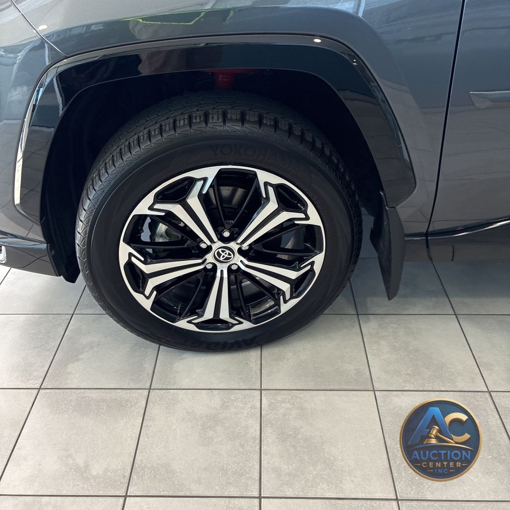 2025 Toyota RAV4 Plug-in Hybrid XSE