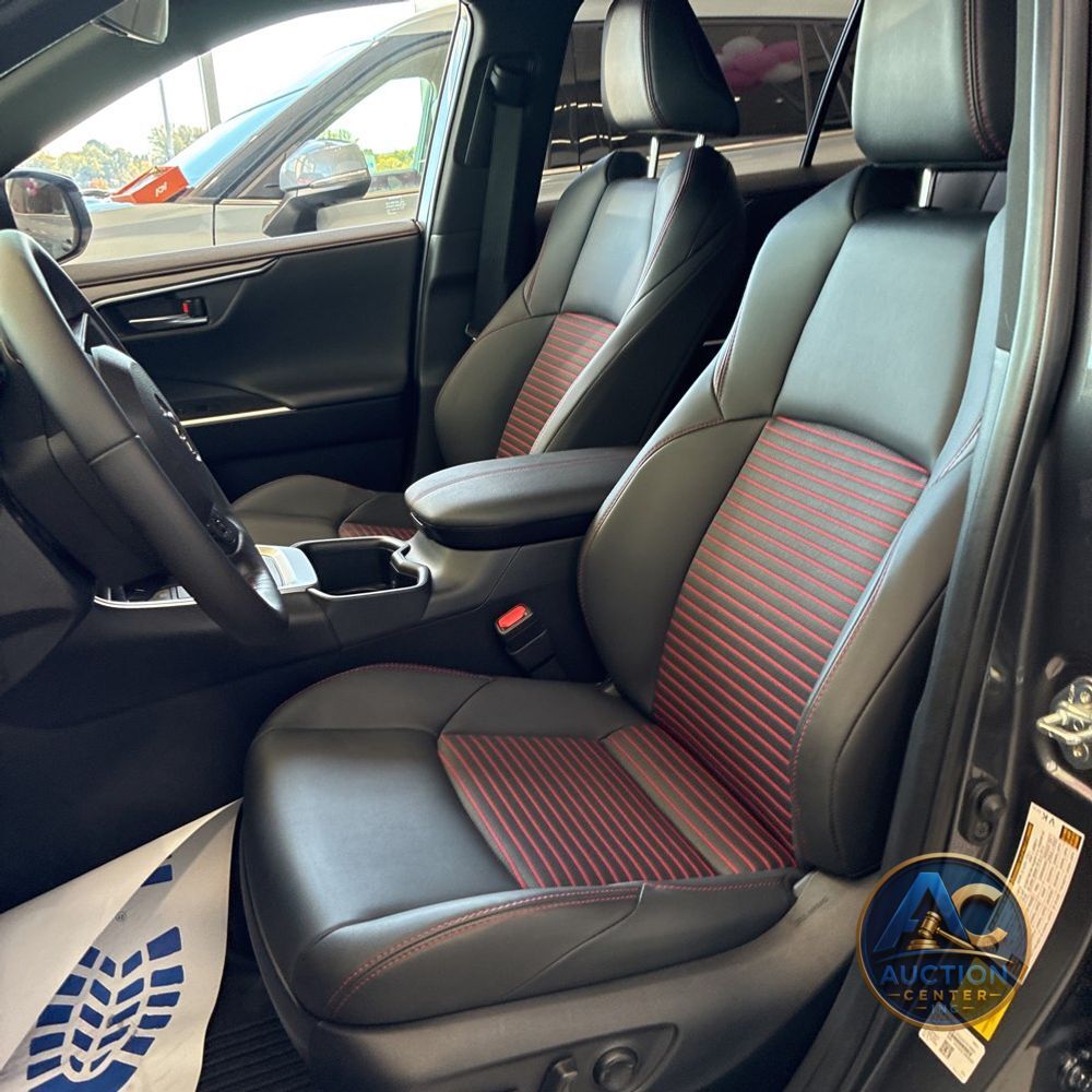 2025 Toyota RAV4 Plug-in Hybrid XSE