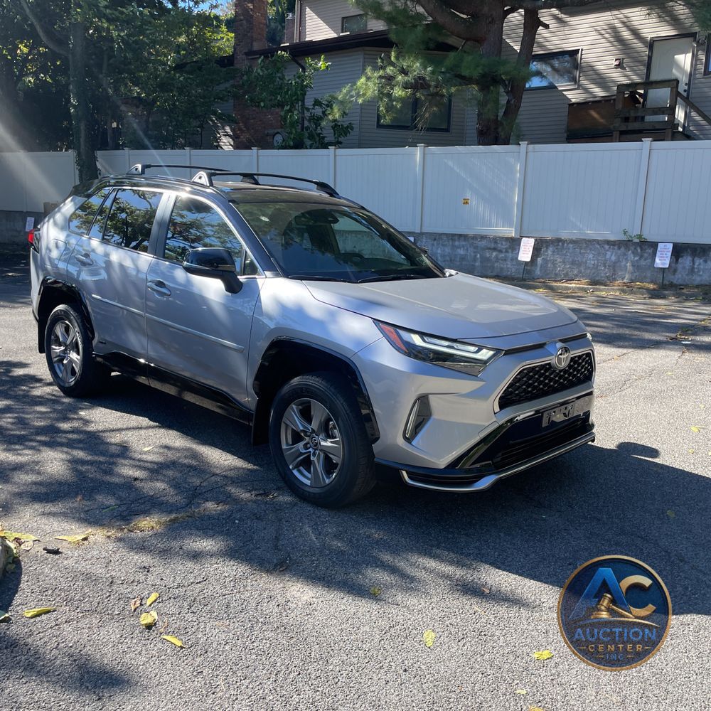 2025 Toyota RAV4 Plug-in Hybrid XSE