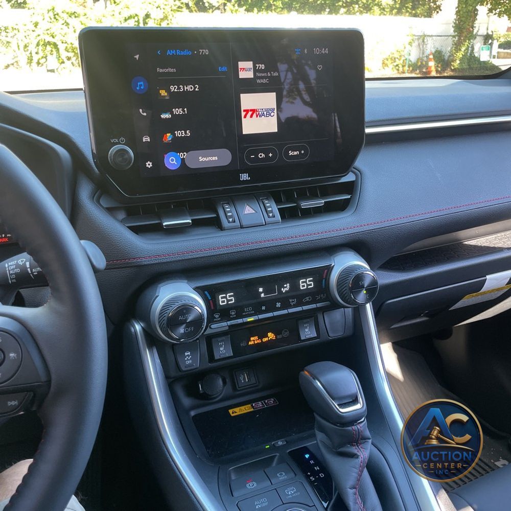 2025 Toyota RAV4 Plug-in Hybrid XSE