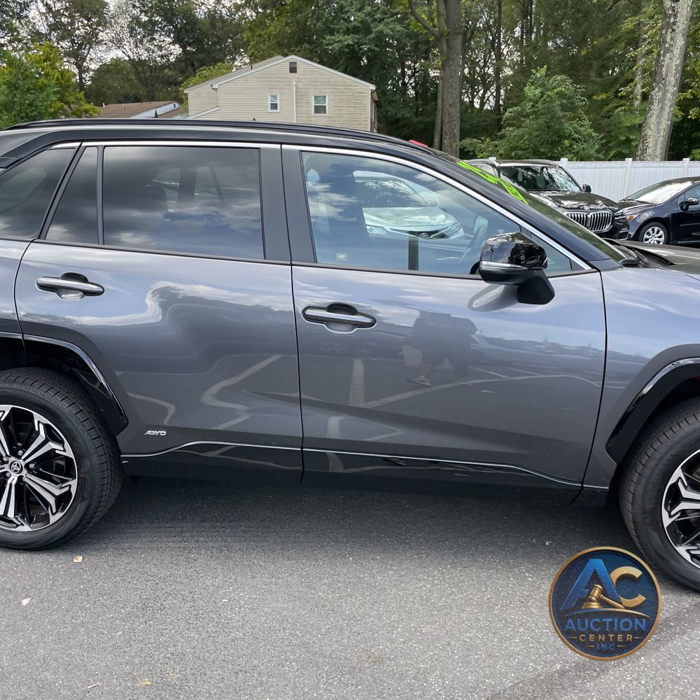 2025 Toyota RAV4 Plug-in Hybrid XSE