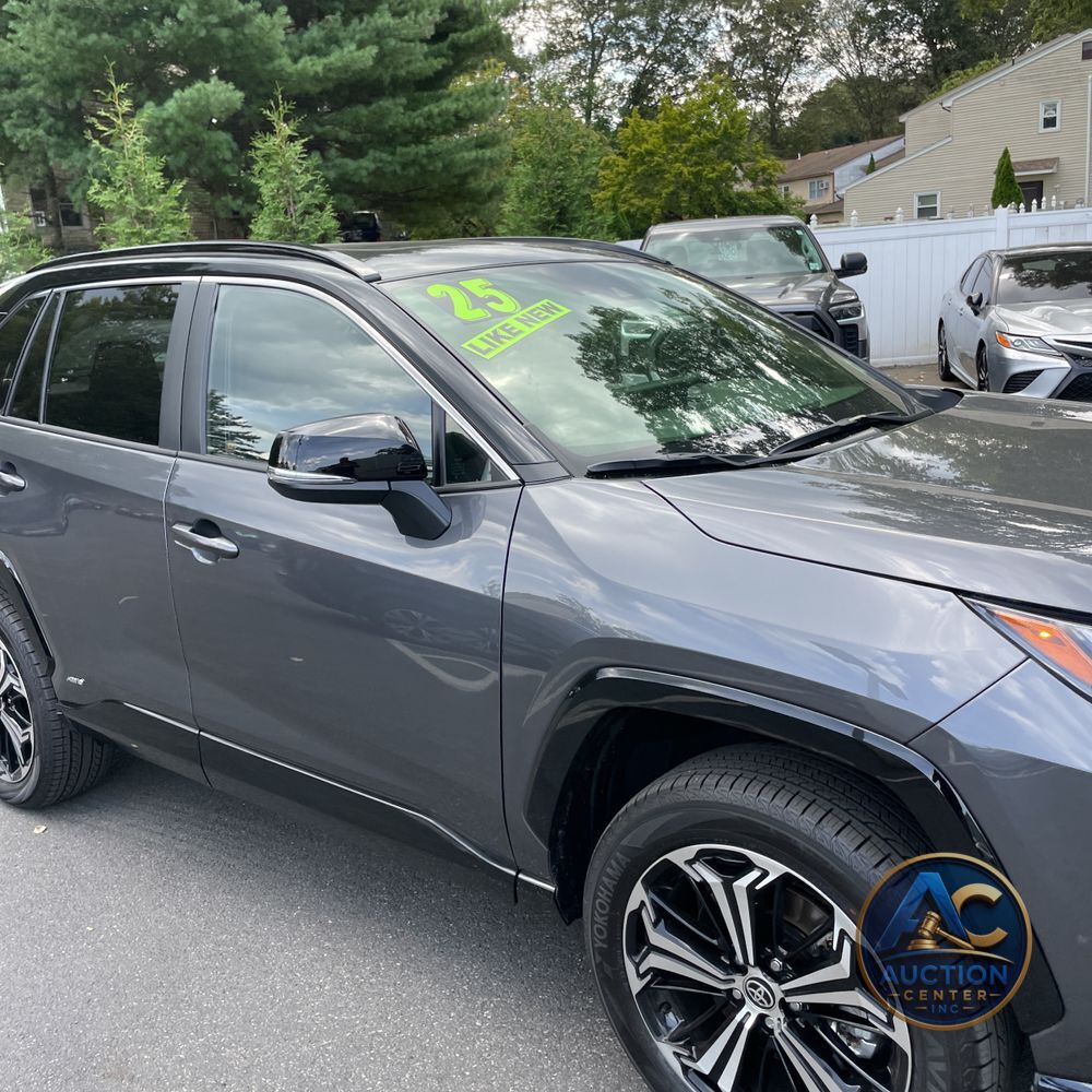 2025 Toyota RAV4 Plug-in Hybrid XSE