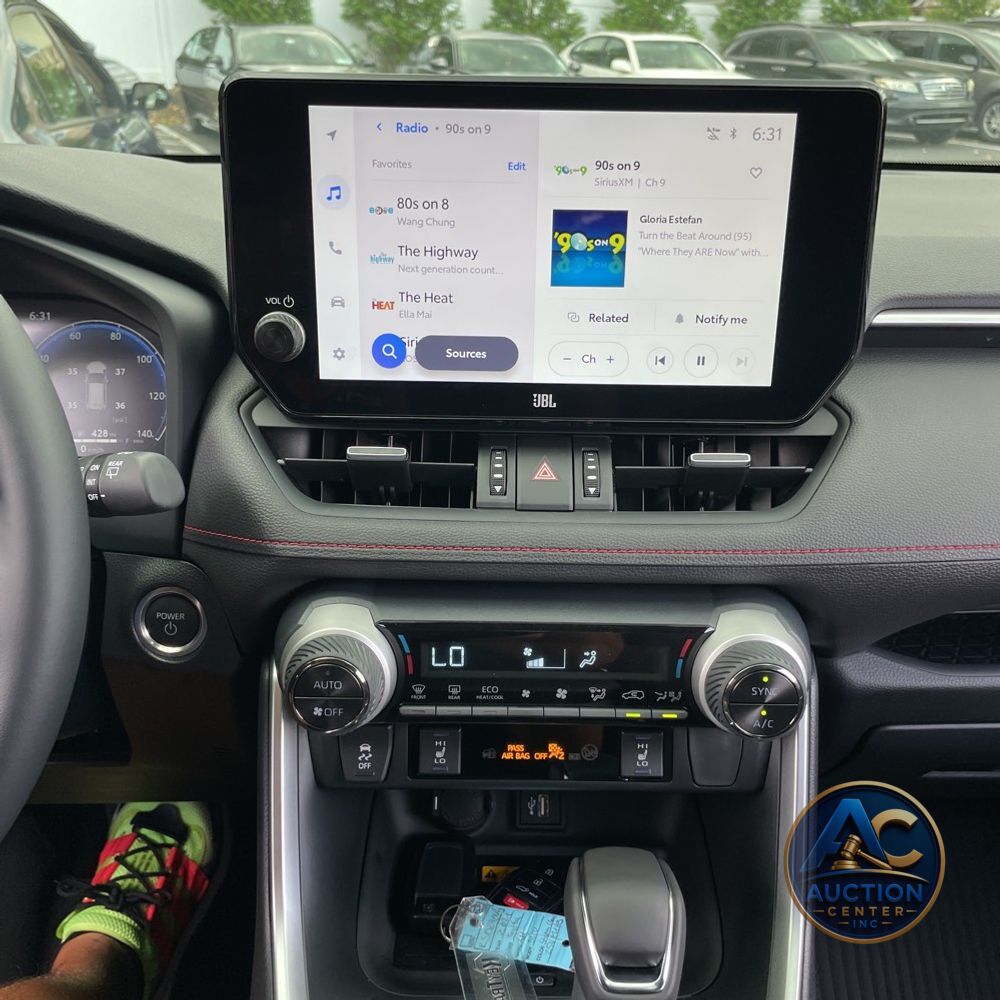 2025 Toyota RAV4 Plug-in Hybrid XSE