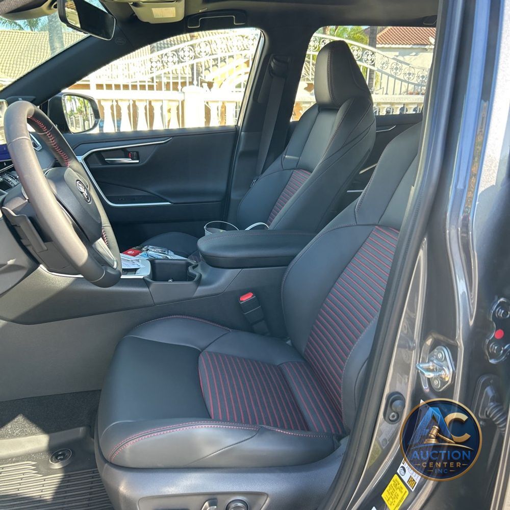 2025 Toyota RAV4 Plug-in Hybrid XSE