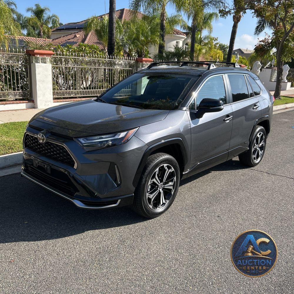 2025 Toyota RAV4 Plug-in Hybrid XSE