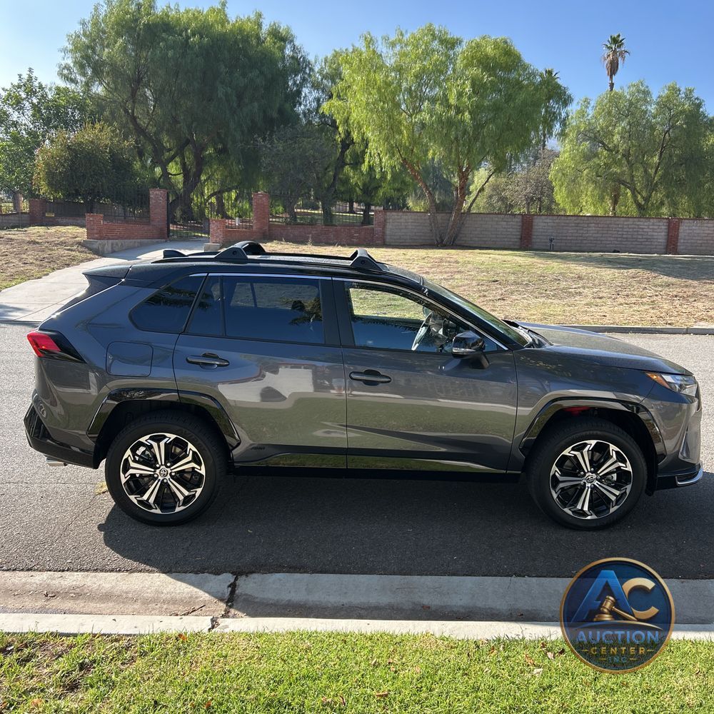 2025 Toyota RAV4 Plug-in Hybrid XSE