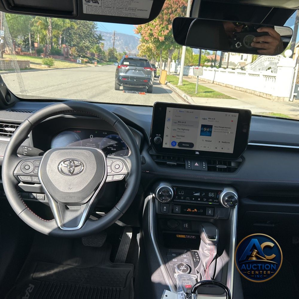 2025 Toyota RAV4 Plug-in Hybrid XSE