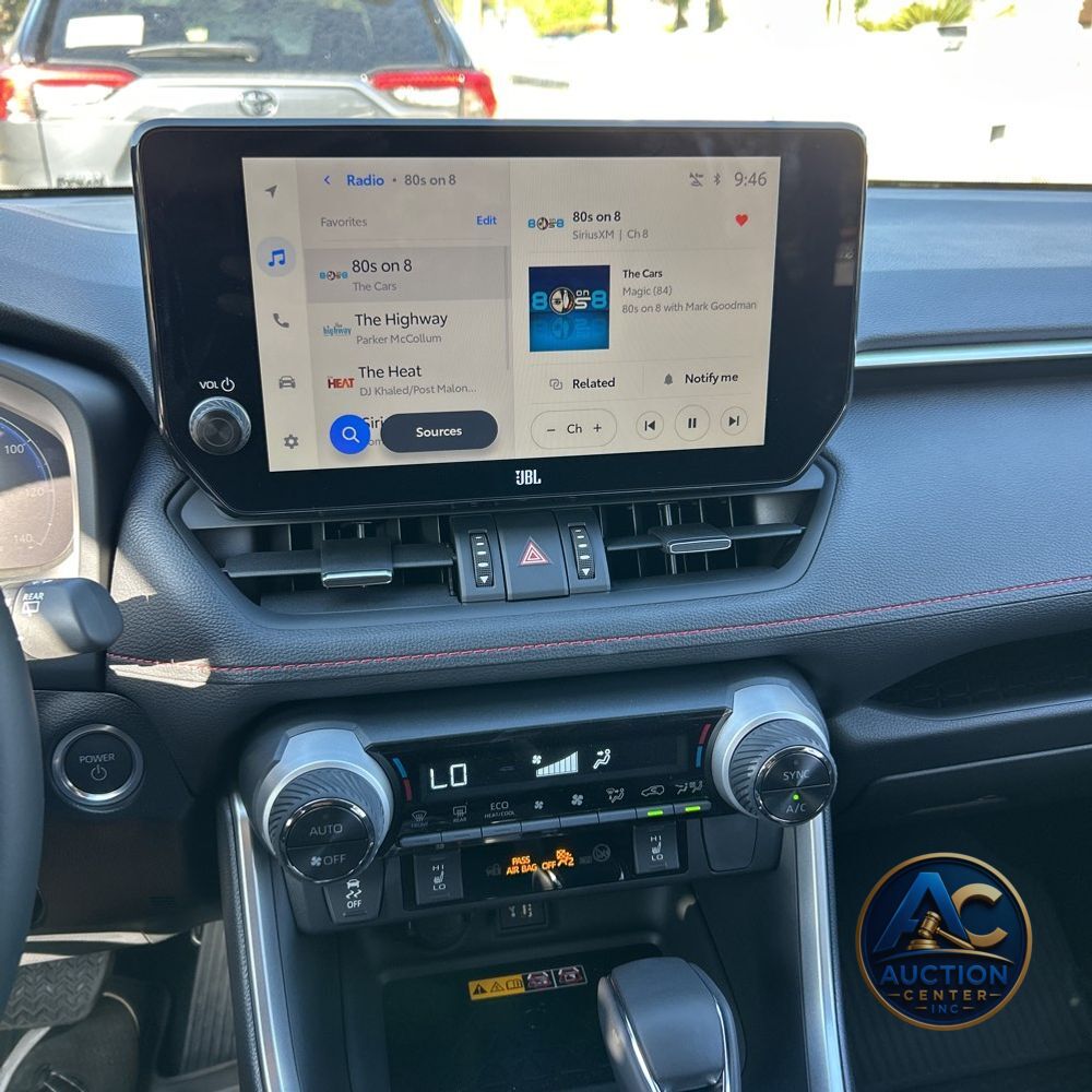 2025 Toyota RAV4 Plug-in Hybrid XSE