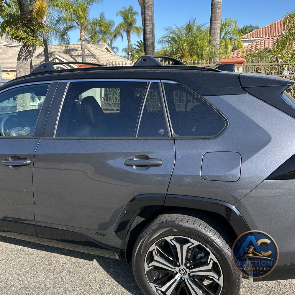 2025 Toyota RAV4 Plug-in Hybrid XSE