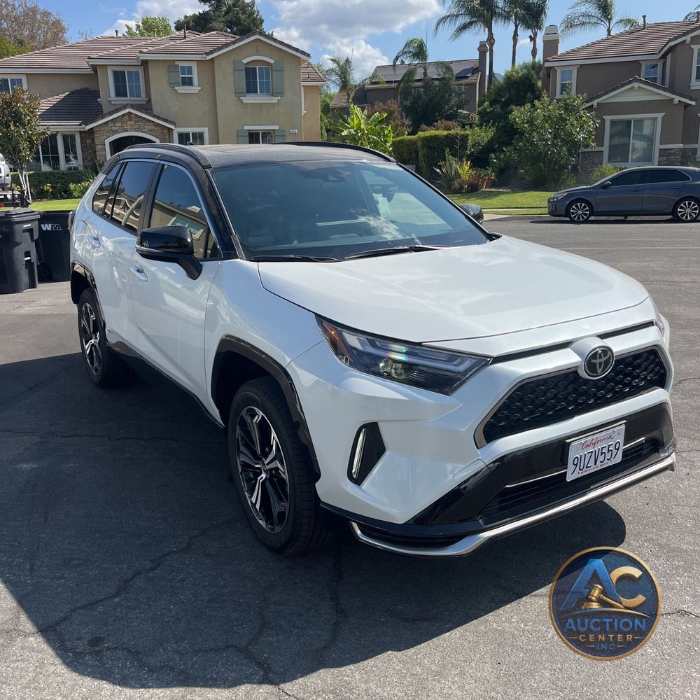 2025 Toyota RAV4 Plug-in Hybrid XSE