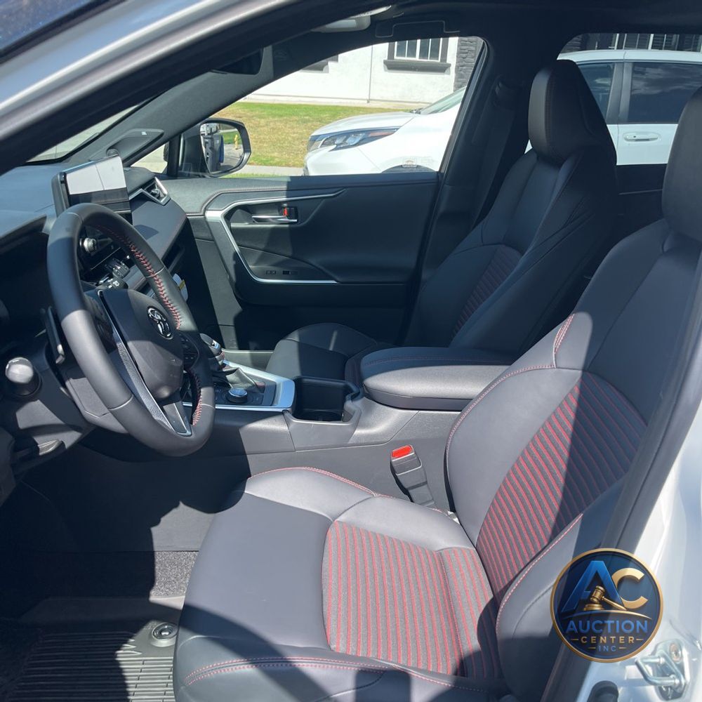 2025 Toyota RAV4 Plug-in Hybrid XSE