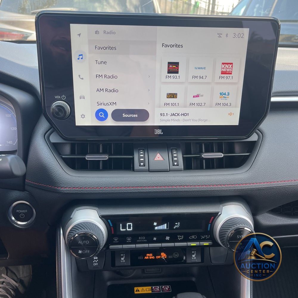 2025 Toyota RAV4 Plug-in Hybrid XSE