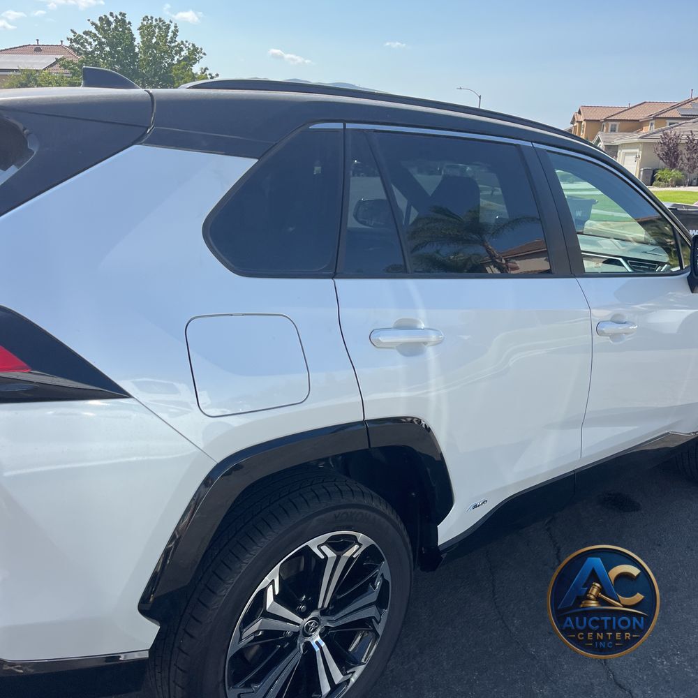 2025 Toyota RAV4 Plug-in Hybrid XSE