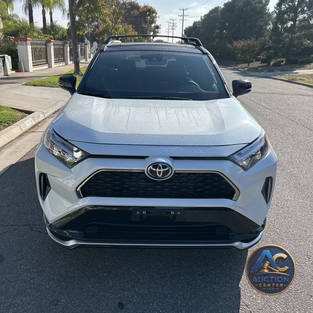 2025 Toyota RAV4 Plug-in Hybrid XSE