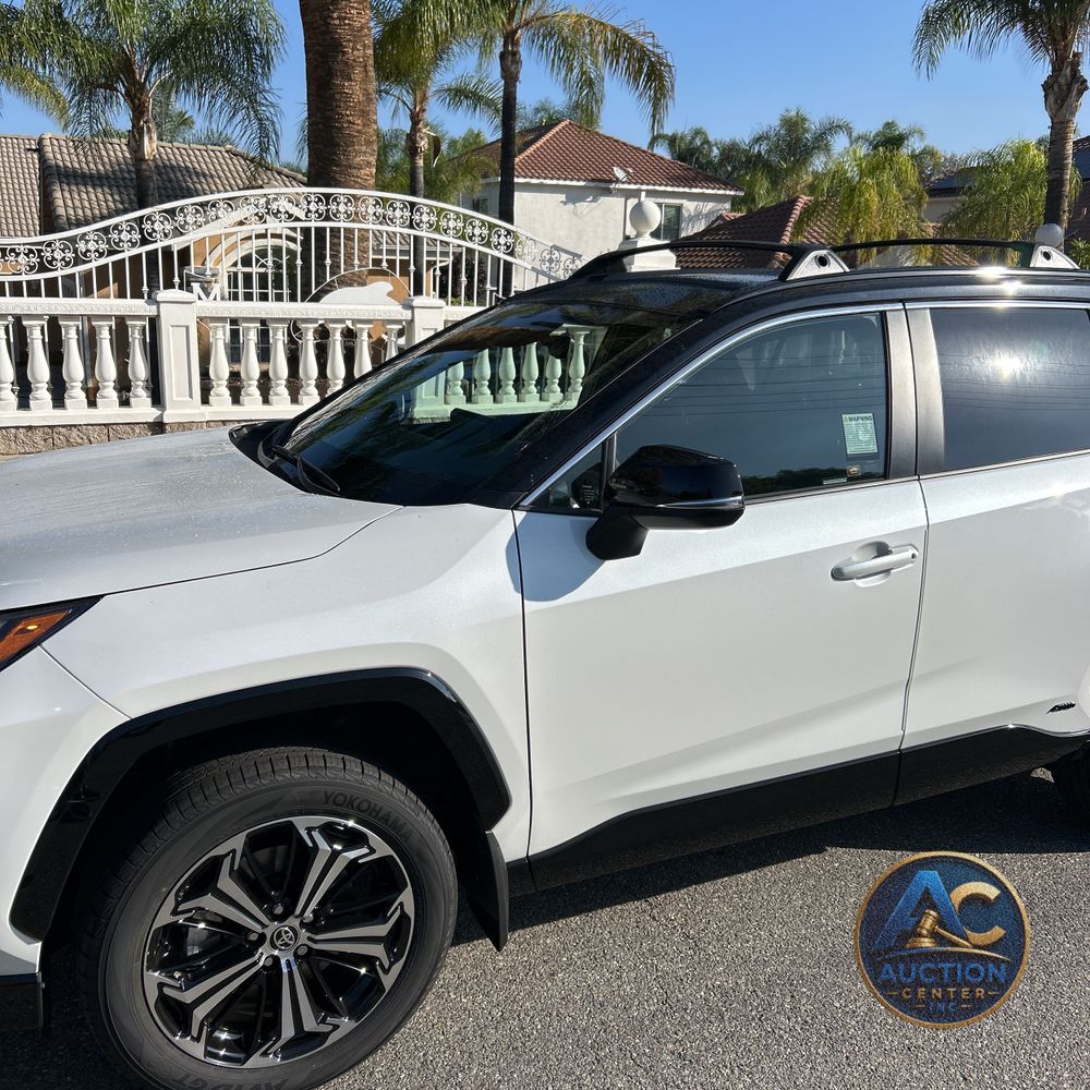 2025 Toyota RAV4 Plug-in Hybrid XSE