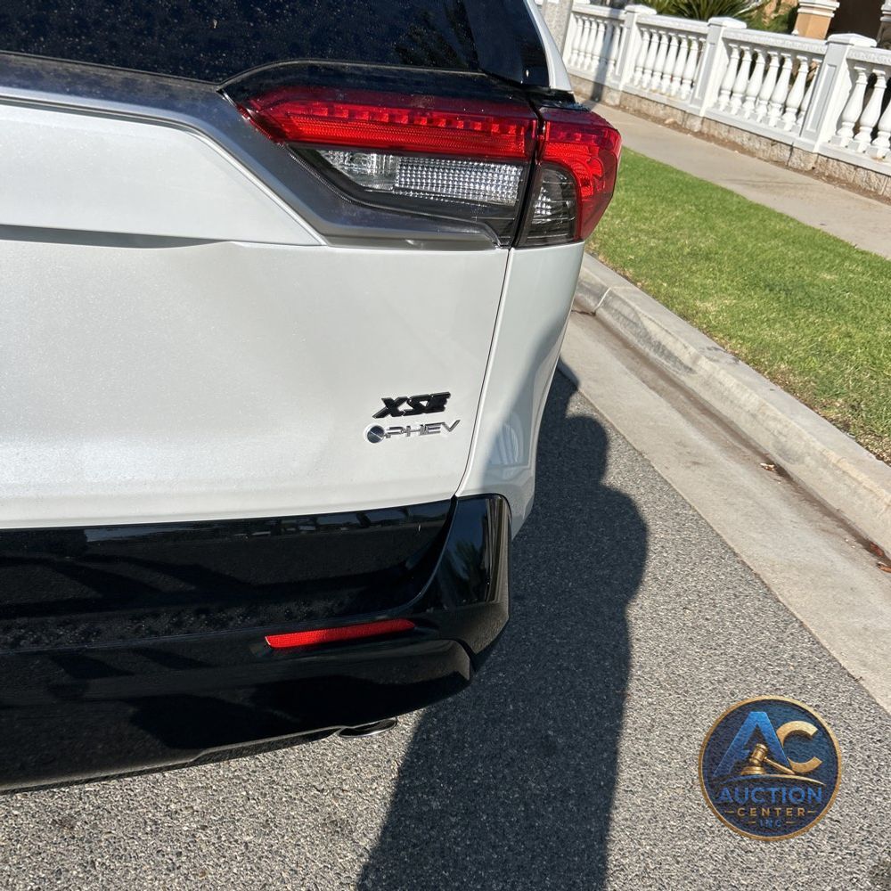 2025 Toyota RAV4 Plug-in Hybrid XSE
