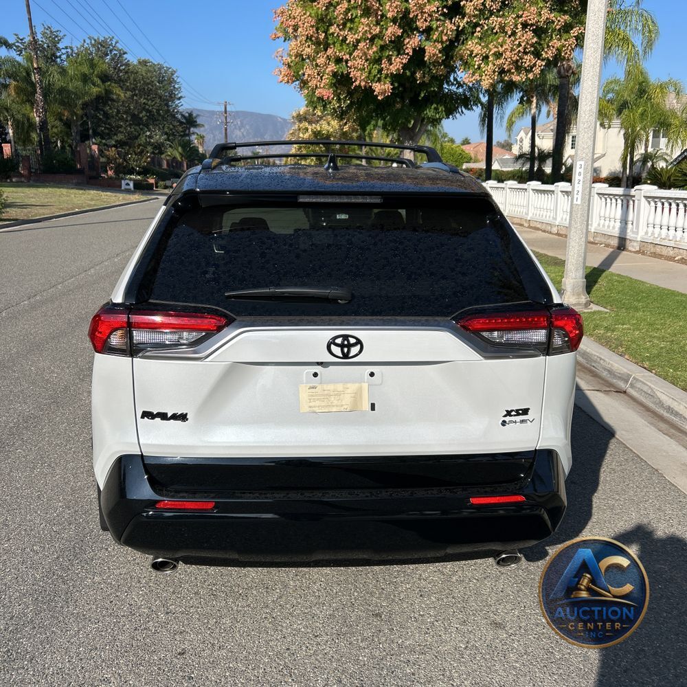 2025 Toyota RAV4 Plug-in Hybrid XSE