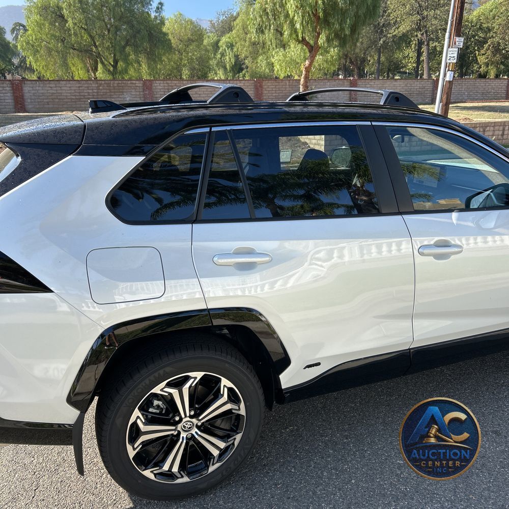 2025 Toyota RAV4 Plug-in Hybrid XSE