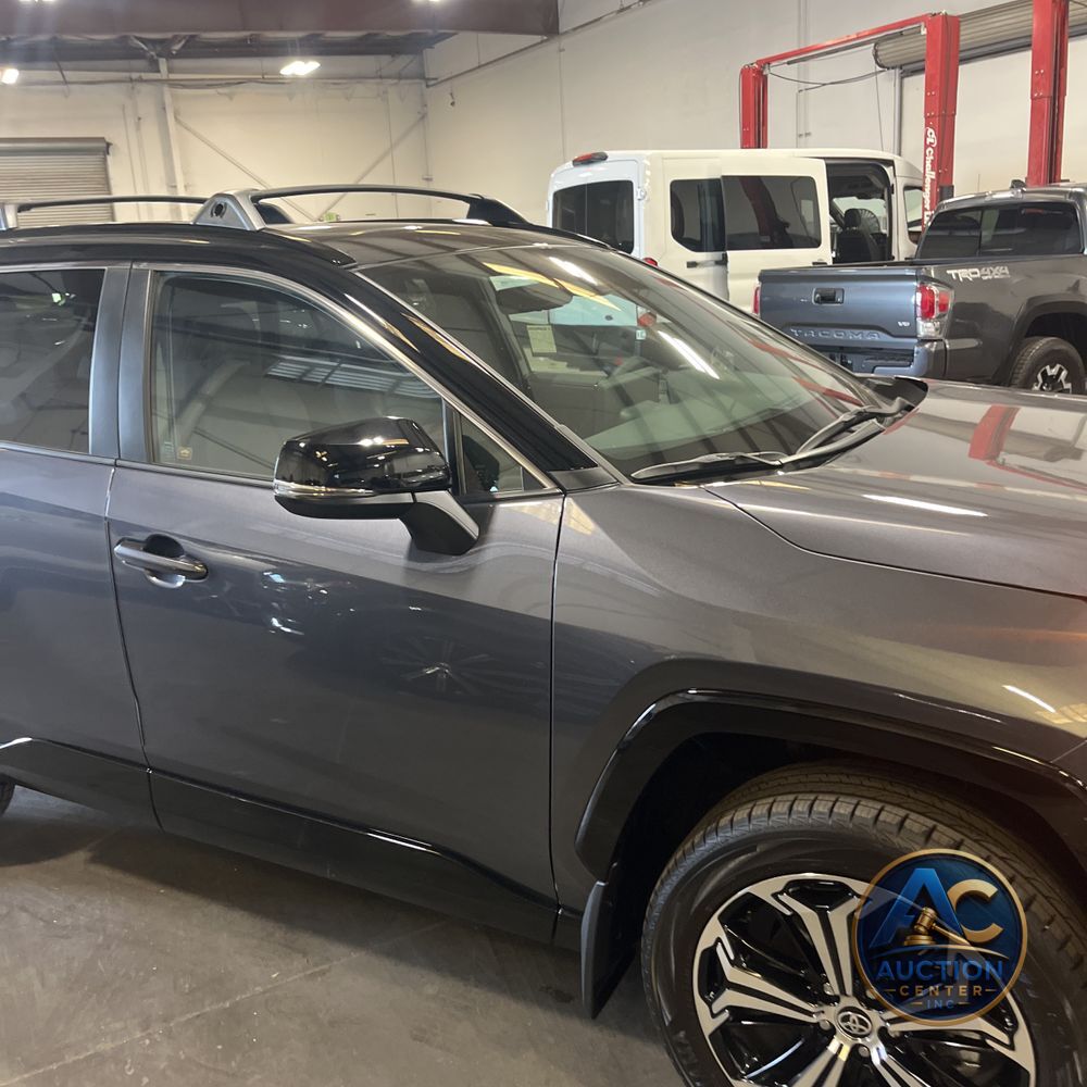 2025 Toyota RAV4 PHEV XSE 4D SUV AWD