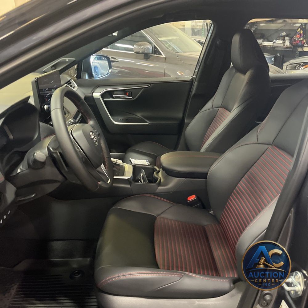 2025 Toyota RAV4 PHEV XSE 4D SUV AWD