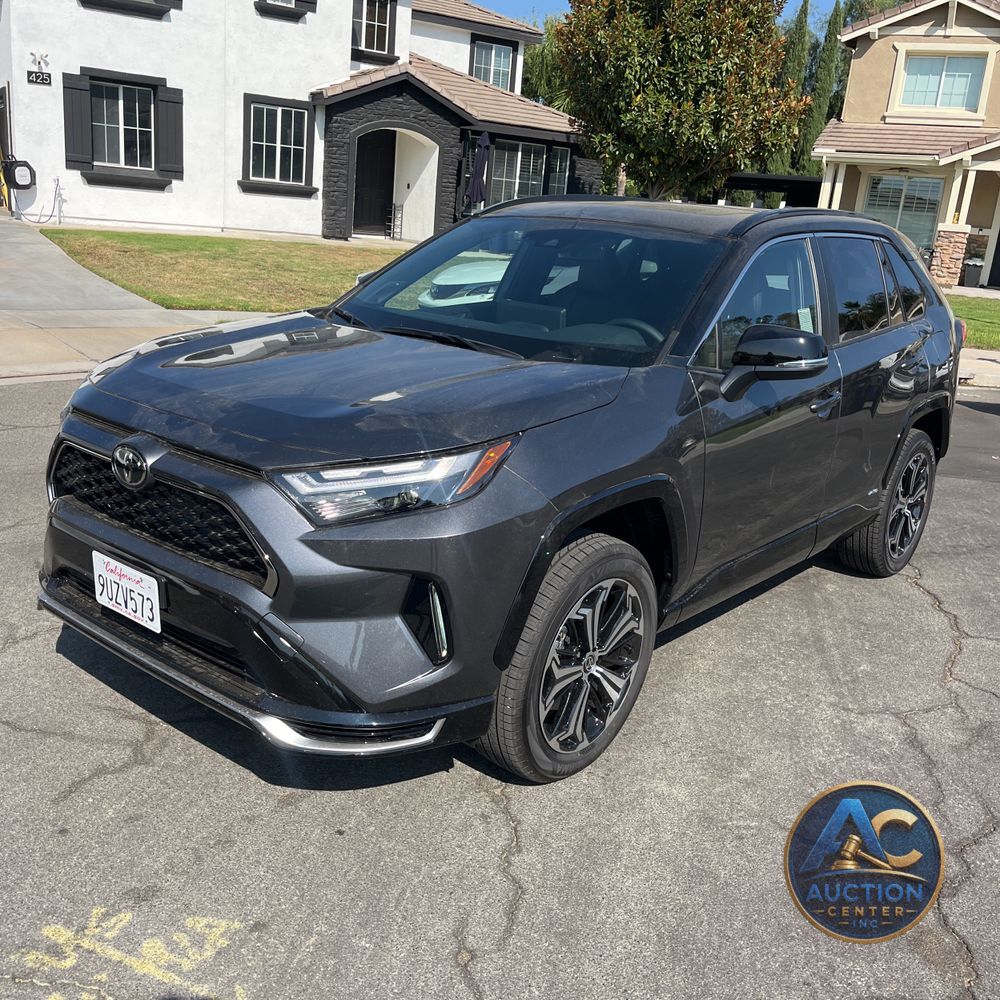 2025 Toyota RAV4 Plug-in Hybrid XSE