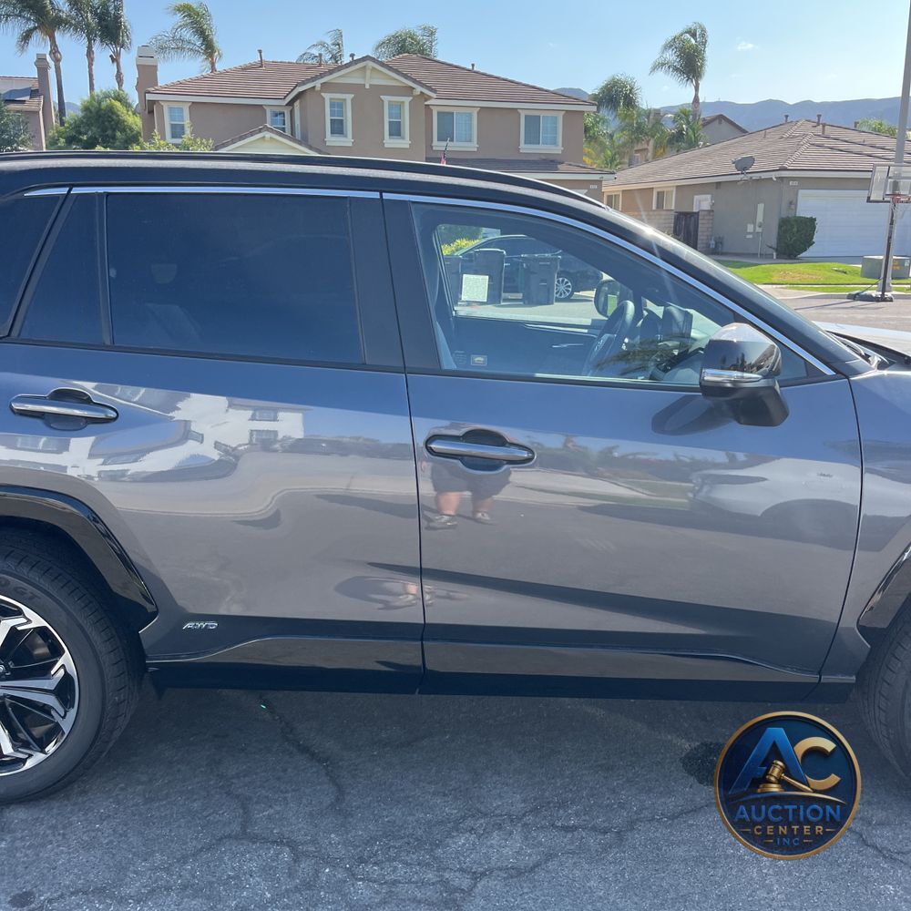 2025 Toyota RAV4 Plug-in Hybrid XSE
