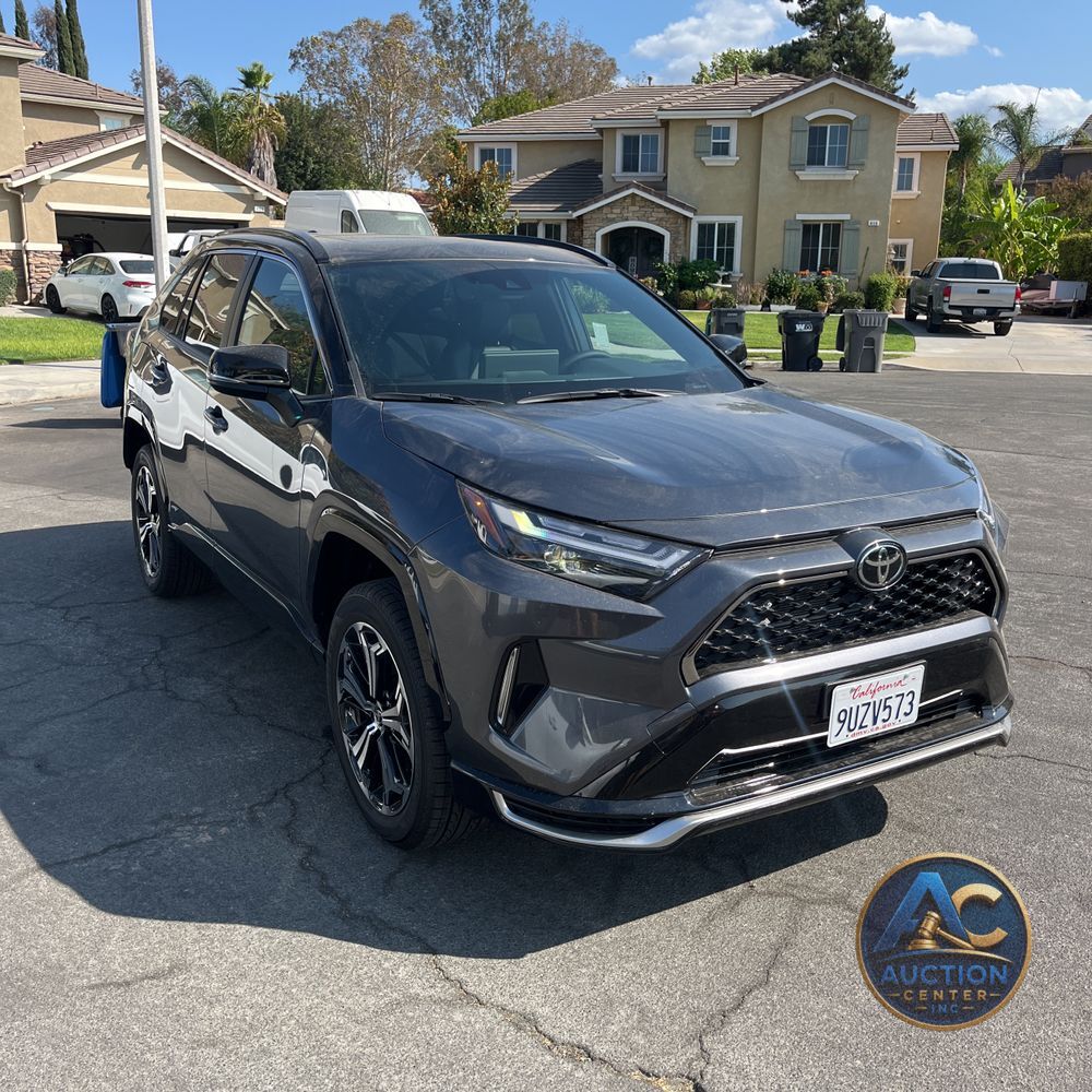 2025 Toyota RAV4 Plug-in Hybrid XSE
