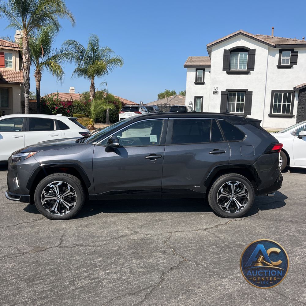 2025 Toyota RAV4 Plug-in Hybrid XSE