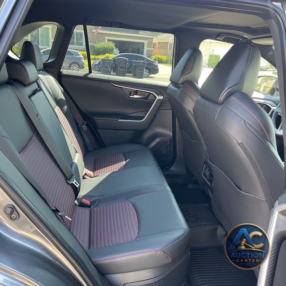 2025 Toyota RAV4 Plug-in Hybrid XSE