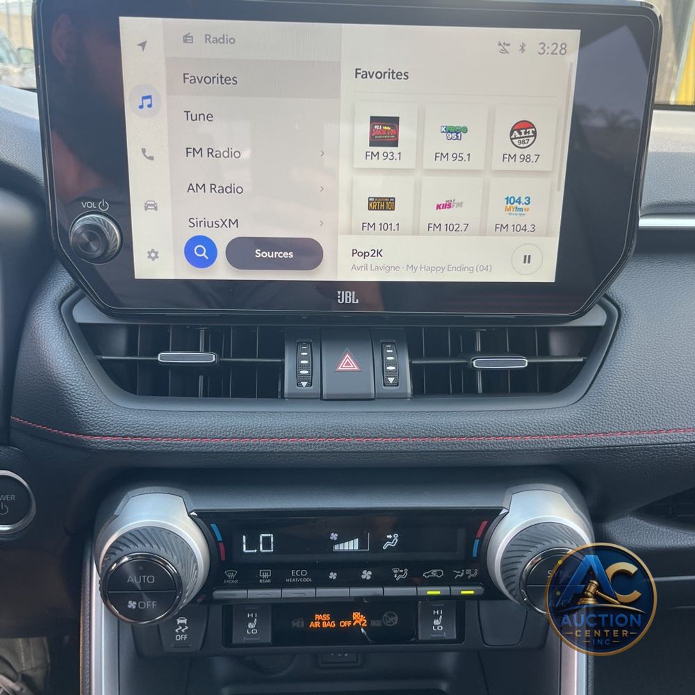 2025 Toyota RAV4 Plug-in Hybrid XSE