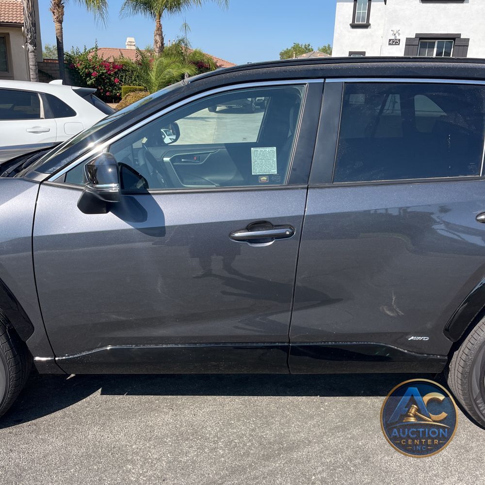 2025 Toyota RAV4 Plug-in Hybrid XSE
