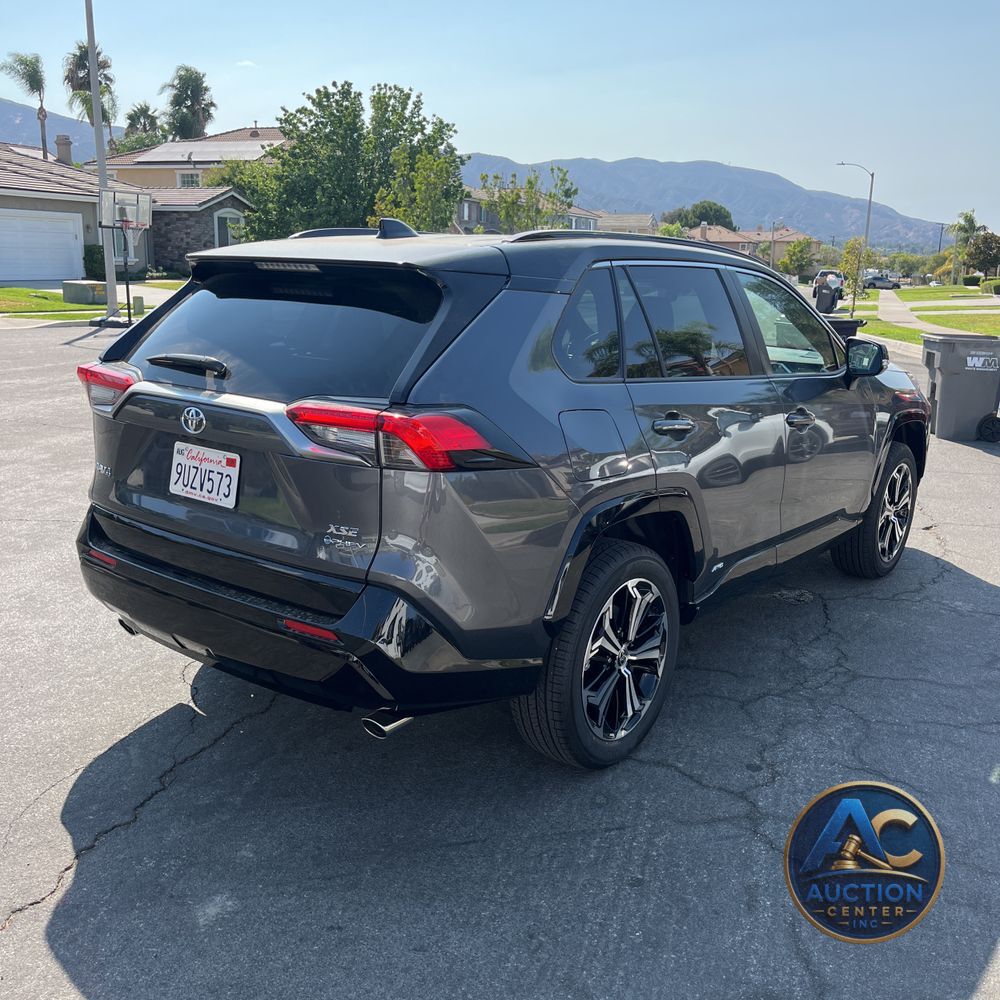 2025 Toyota RAV4 Plug-in Hybrid XSE