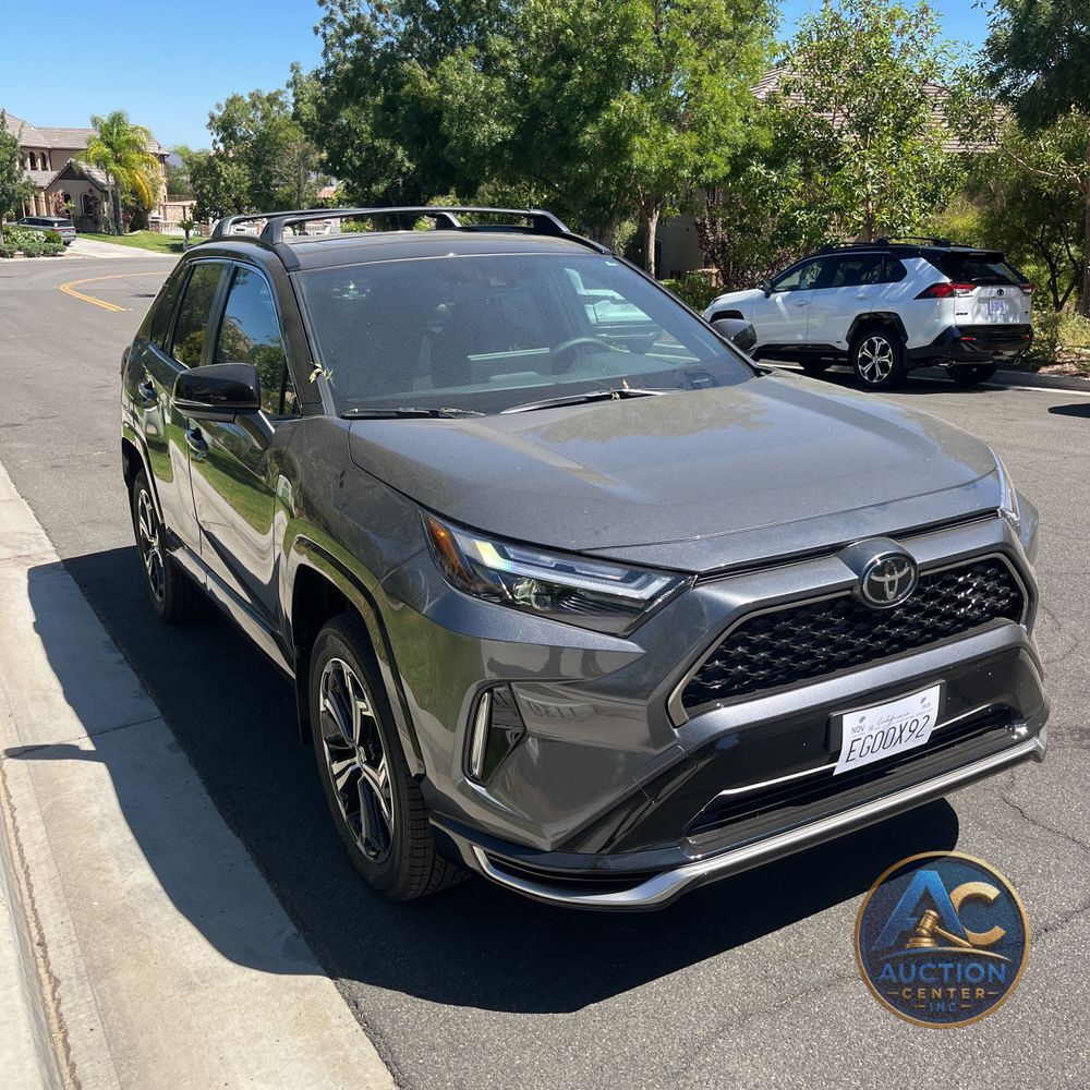 2025 Toyota RAV4 Plug-in Hybrid XSE