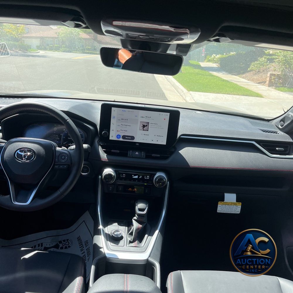 2025 Toyota RAV4 Plug-in Hybrid XSE