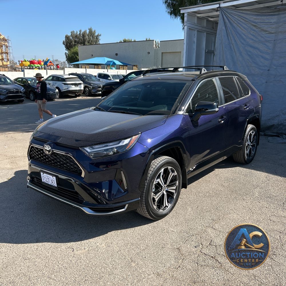 2025 Toyota RAV4 Plug-in Hybrid XSE