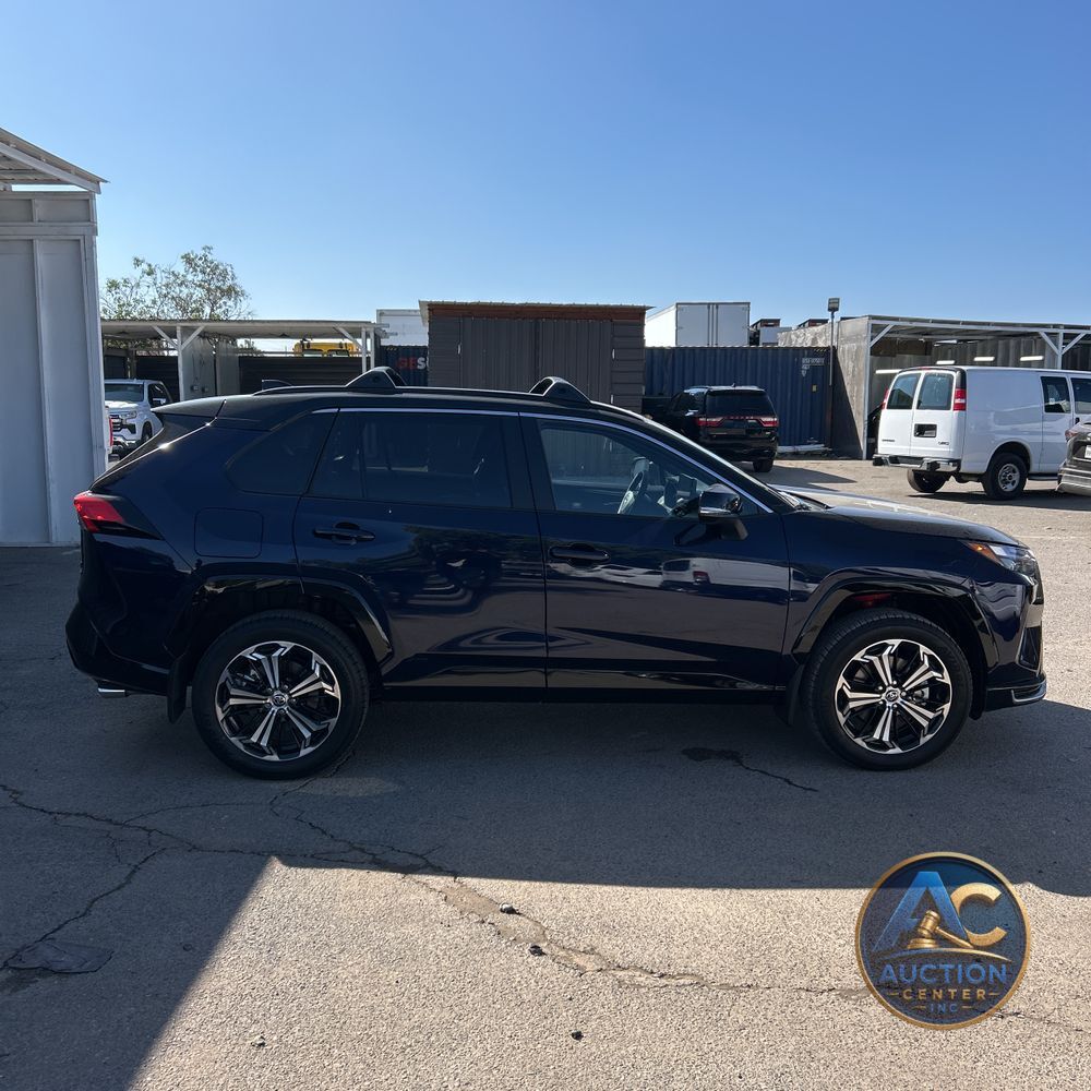 2025 Toyota RAV4 Plug-in Hybrid XSE