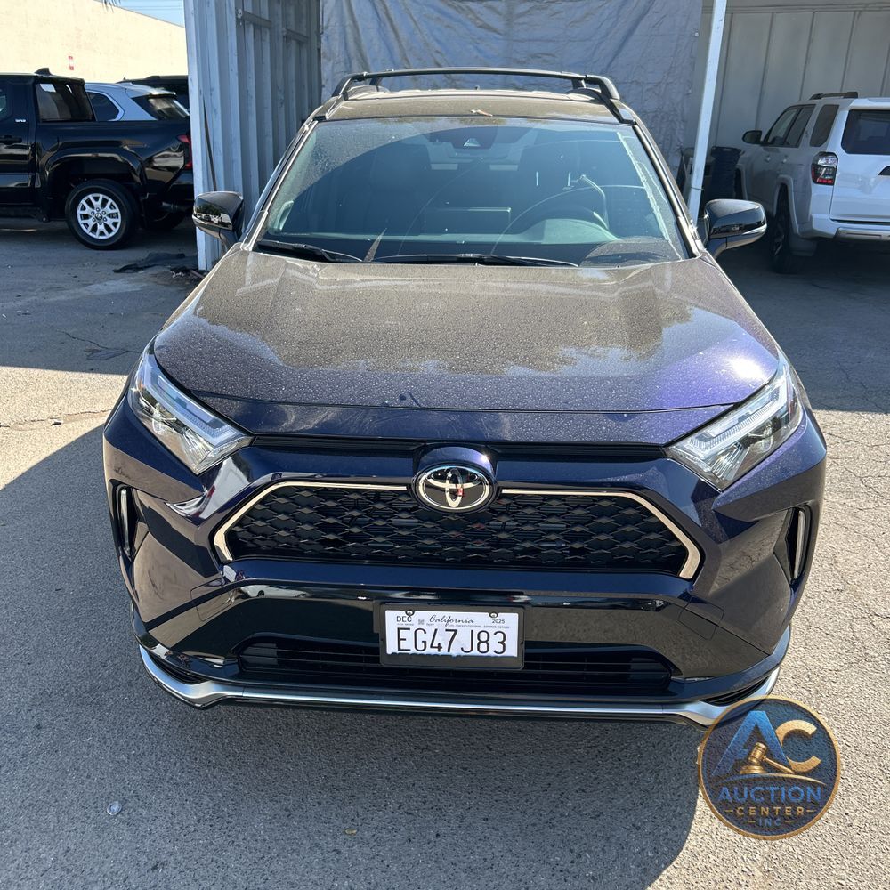 2025 Toyota RAV4 Plug-in Hybrid XSE