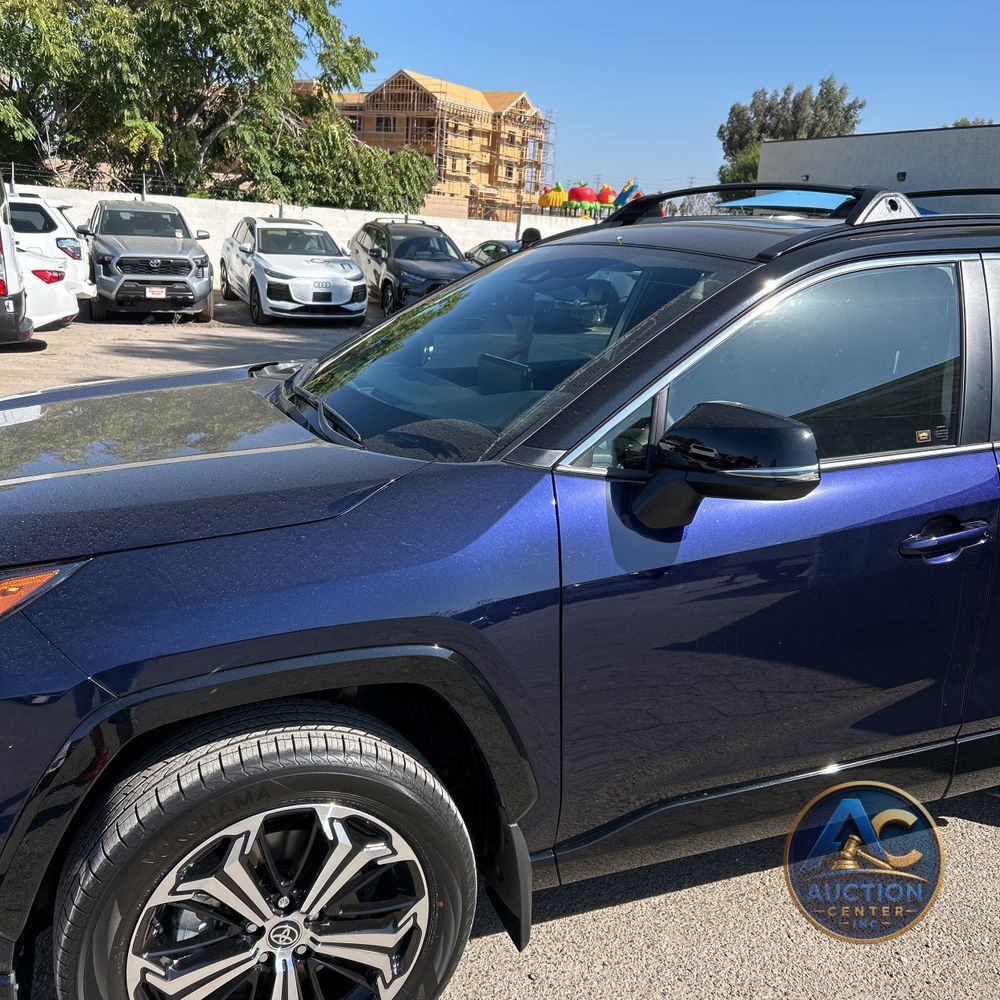 2025 Toyota RAV4 Plug-in Hybrid XSE