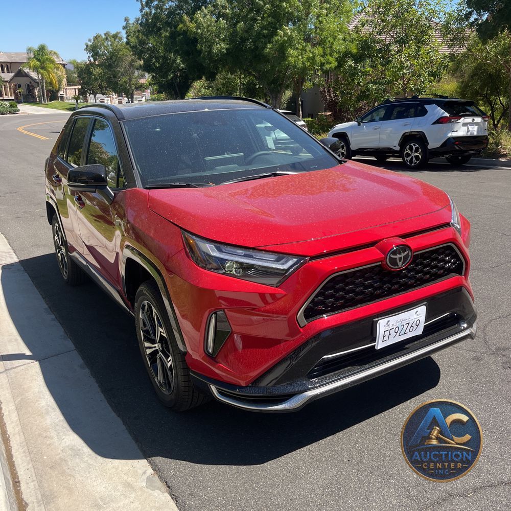 2025 Toyota RAV4 Plug-in Hybrid XSE