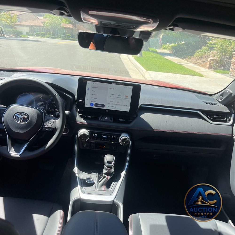 2025 Toyota RAV4 Plug-in Hybrid XSE
