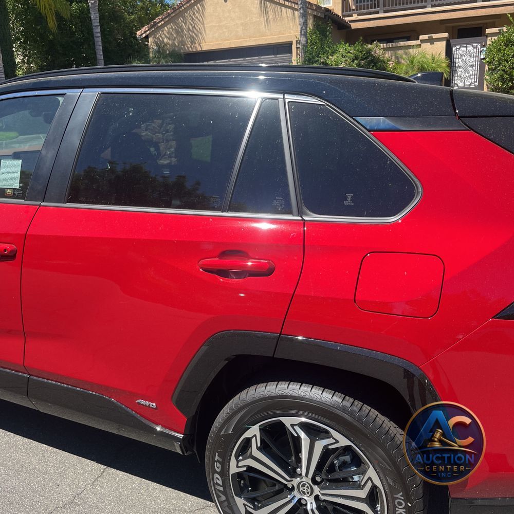 2025 Toyota RAV4 Plug-in Hybrid XSE