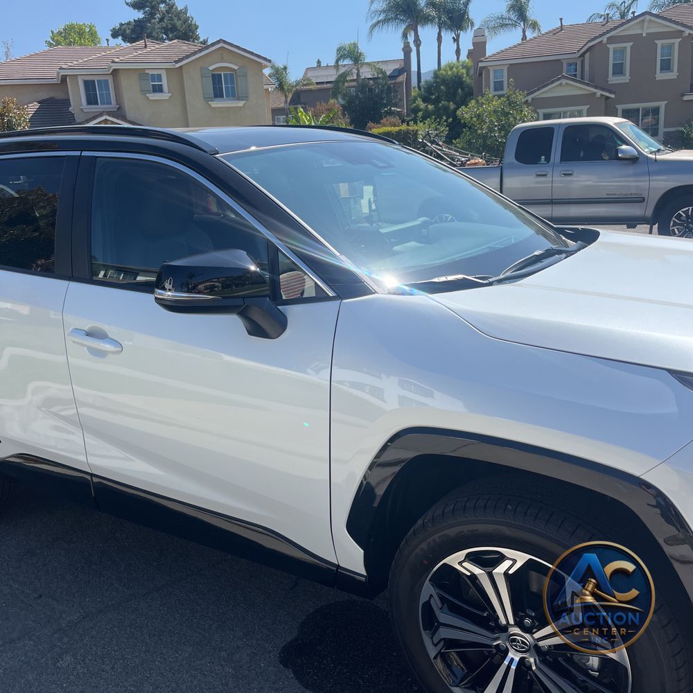 2025 Toyota RAV4 Plug-in Hybrid XSE
