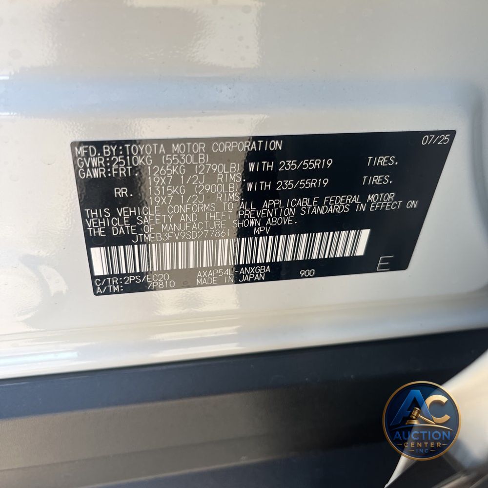2025 Toyota RAV4 Plug-in Hybrid XSE