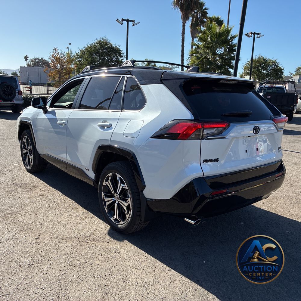2025 Toyota RAV4 Plug-in Hybrid XSE