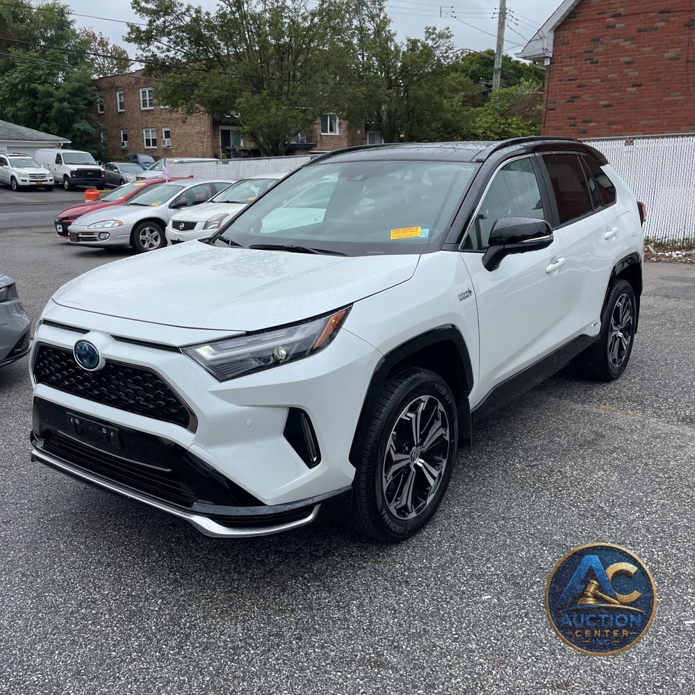 2024 Toyota RAV4 Prime XSE