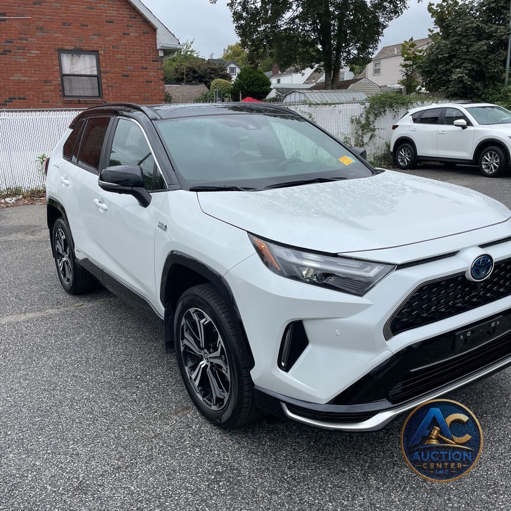 2024 Toyota RAV4 Prime XSE