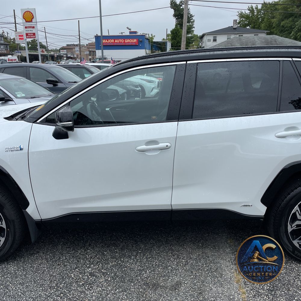 2024 Toyota RAV4 Prime XSE